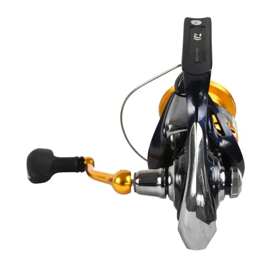 Kołowrotek spinningowy Daiwa 23 Revros LT 4000-C 5 łożysk-107035