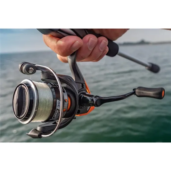 Kołowrotek spinningowy, uniwersalny Okuma Jaw-40 FD 4 łożyska-60353