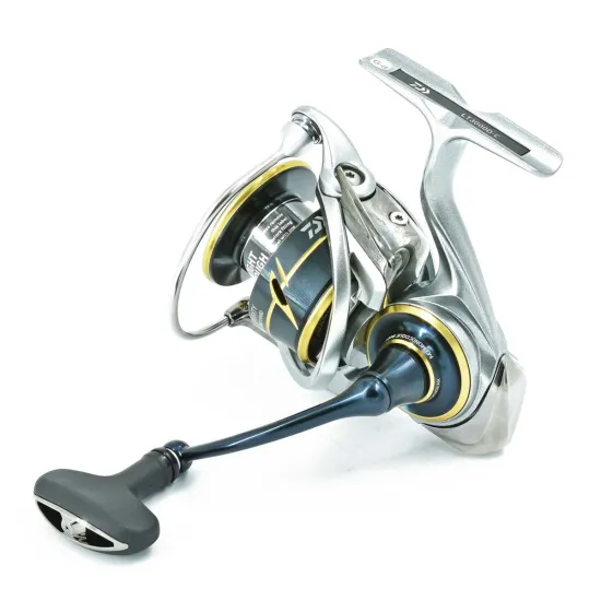 Kołowrotek spinningowy Daiwa Airity LT 3000D-C 9 łożysk-81774